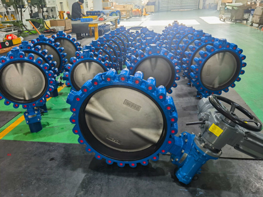 Cum alegi un furnizor bun de robineti industriali criterii selectie partener de incredere pentru robineti industriali si armaturi de calitate pentru proiecte tehnice